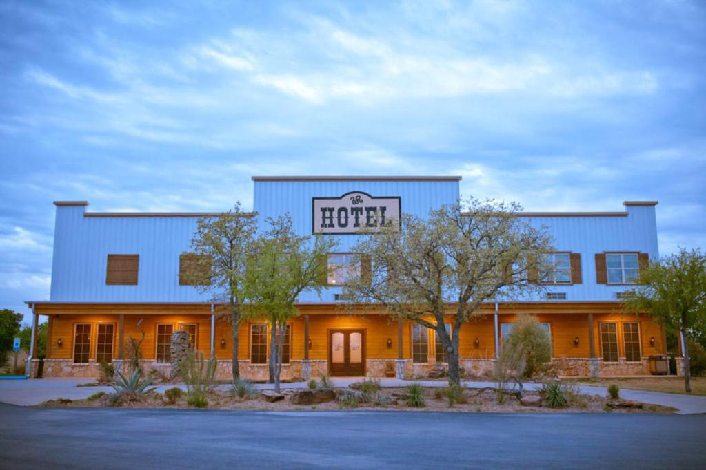 A wild west looking ranch hotel at Wildcatter Ranch
