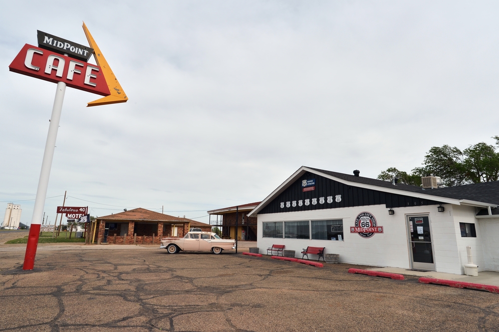 parking at midpoint cafe