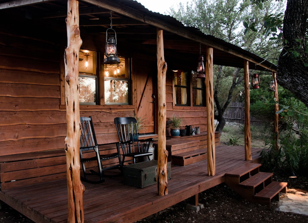 the moonshiner cabin one of the most romantic cabins in texas