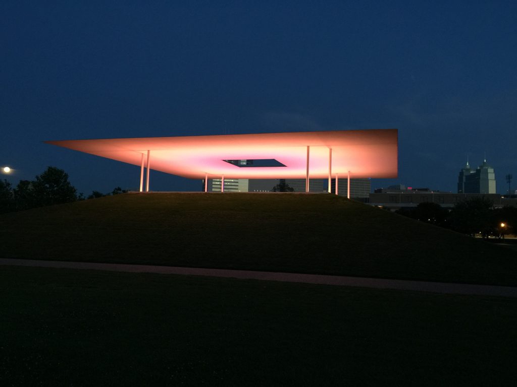 One of the most interesting Houston attractions, Jame's Turrell's Skyspace. An rectangular art installation to see the sky through. 