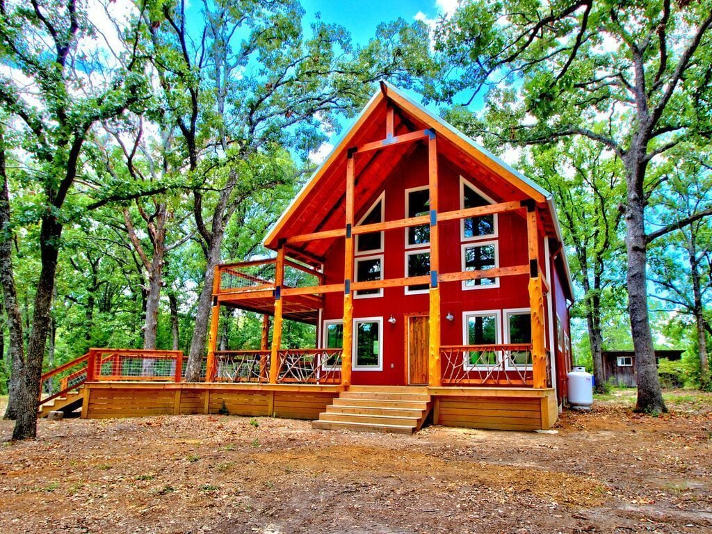 Amazing treehouse cabin