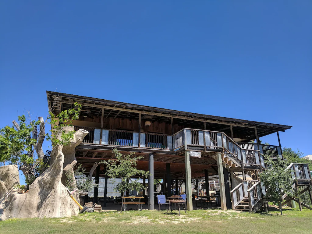Laguna vista treehouse, one of the larger treehouses in Texas