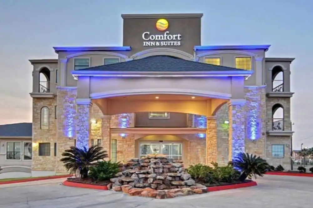 Galveston hotels on the beach comfort inn and suites beachfront